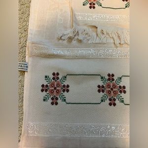 completely handmade traditional products handmade cross-stitch
